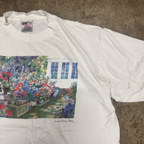 ONEITA POWER-T Mens XL White Graphic T-Shirt Vintage A Garden Story Floral Art 9 - Picture 2 of 7